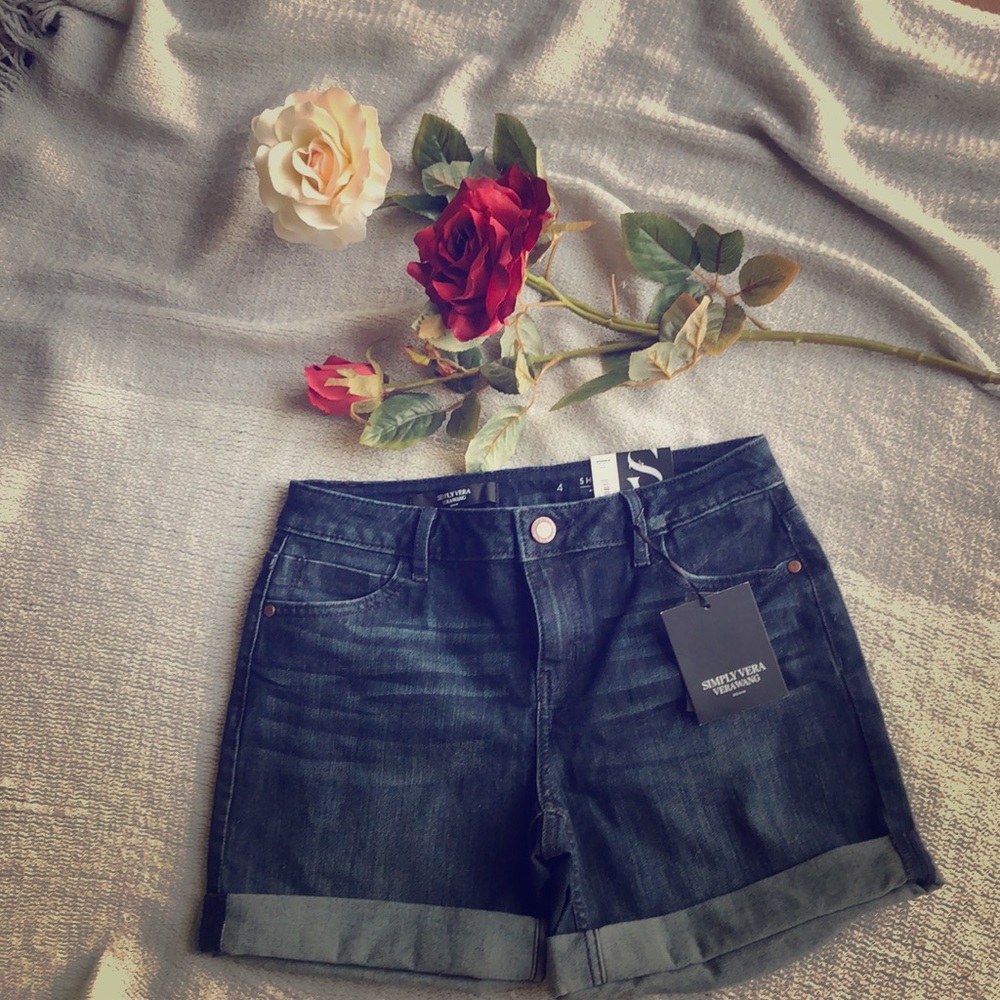 COPY - 🌺Vera wang shorts sz. 4